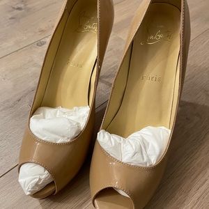 Christian Louboutin Very Prive
